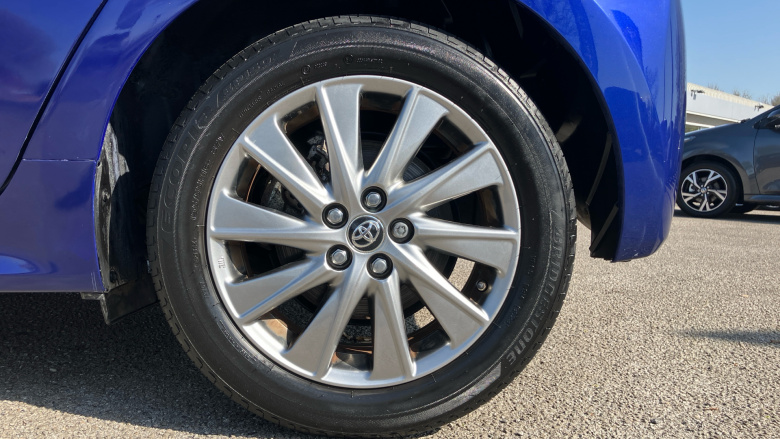 Toyota Yaris 1.5 Hybrid Icon 5dr CVT Hybrid Hatchback